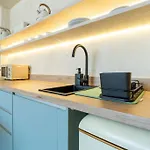 Bed and breakfast Vlc Host - Puente De Astilleros