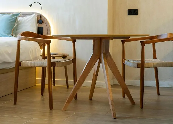 Nomad Haux Puerto Valence