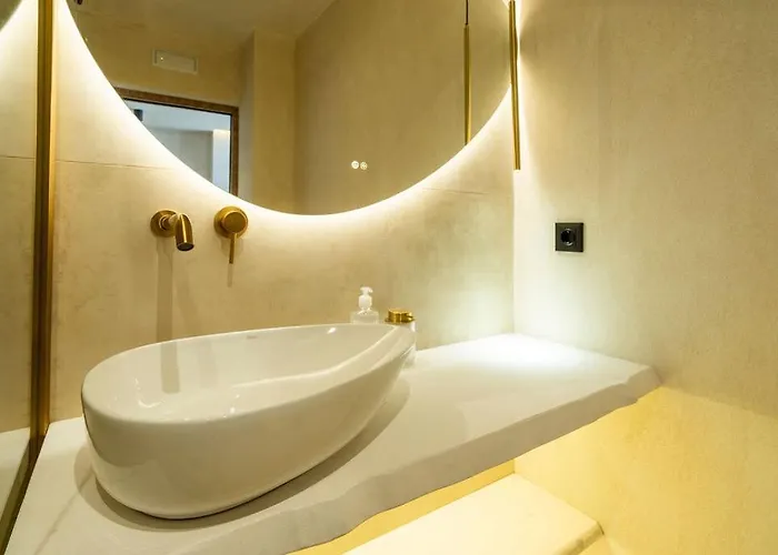 Nomad Haux Puerto 3* Valence