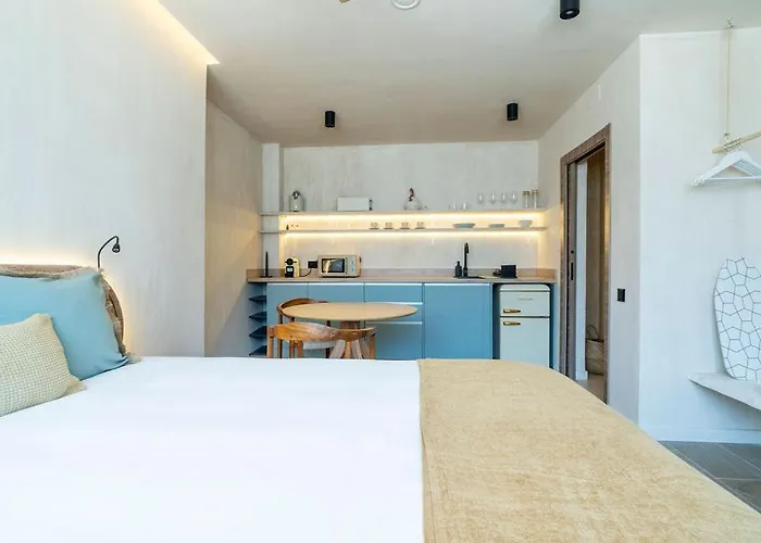 Nomad Haux Puerto Valence
